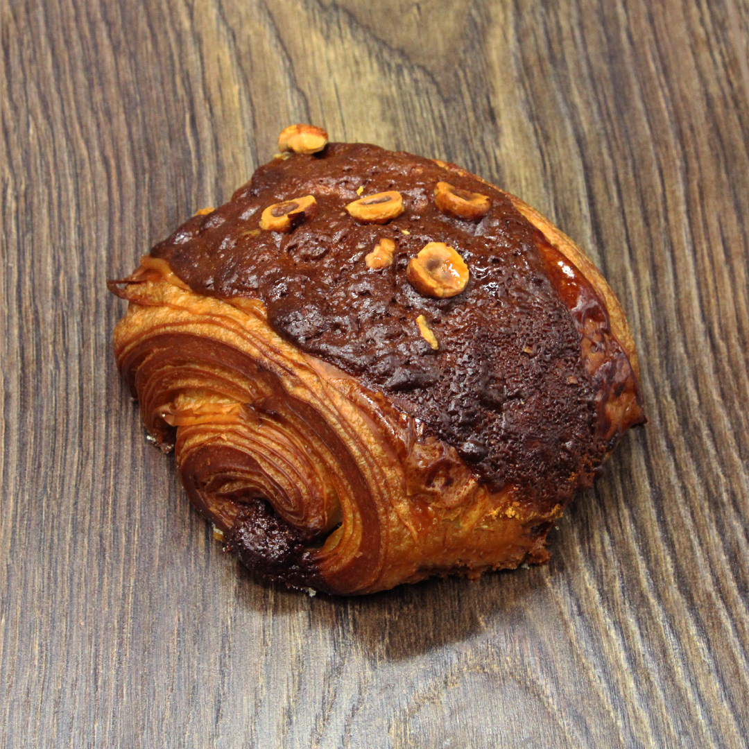 Pain chocolat & praliné noisette - Mr & Mrs Renou - Pâtisserie Chocolaterie  École